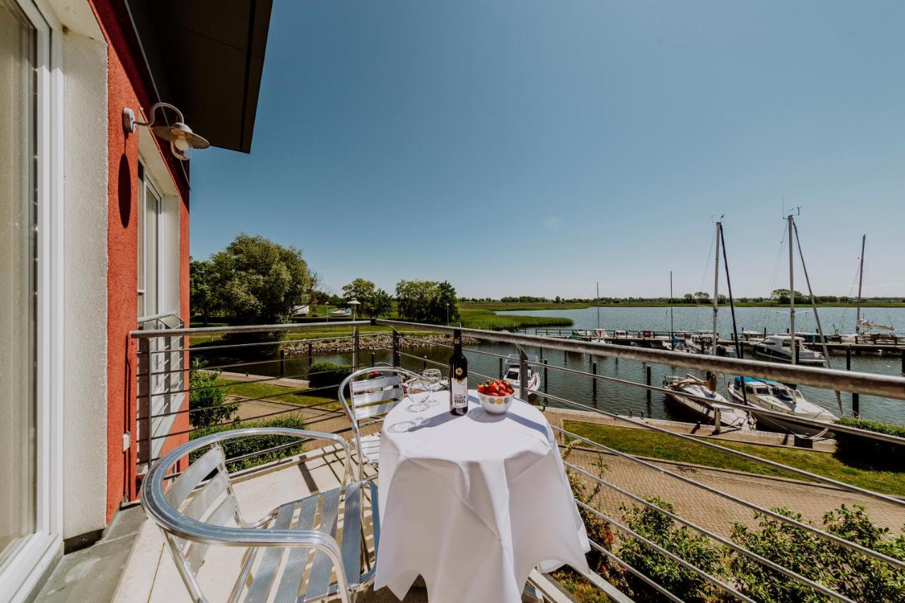 Port An Der Marina Apartment *